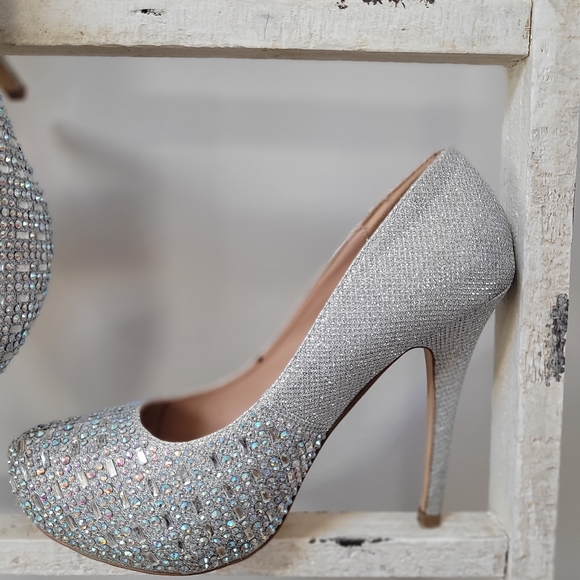 Lauren Lorraine Bella silver heels - Picture 4 of 16